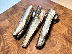 Снапсы со вкусом копченой рыбы: Корюшка вяленая (тушка)
