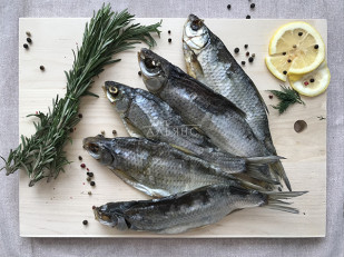 Камбала камчатская вяленая без икры: Вобла вяленая астраханская крупная