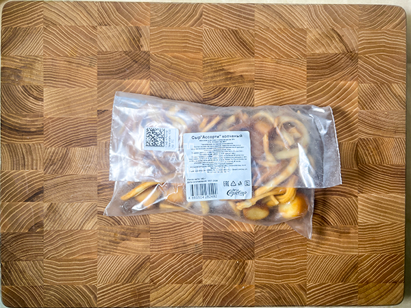 Сыр 150 гр ГОРНЫЙ СЫРОВАР (Ассорти копчёный) в Березниках