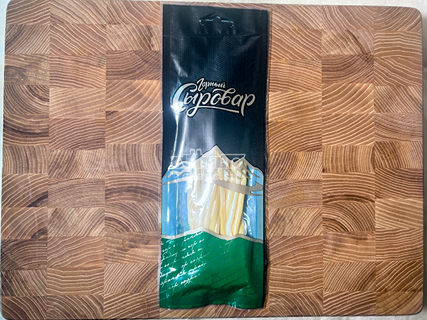 Сыр 60 гр ГОРНЫЙ СЫРОВАР (Нити копчёные) в Березниках