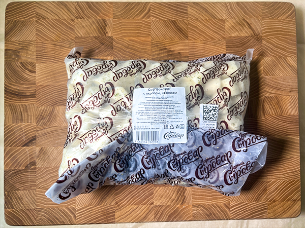 Сыр 1 кг ГОРНЫЙ СЫРОВАР (Бочонок с укропом и чесноком) в Березниках