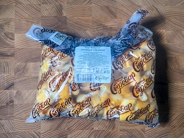 Сыр 1 кг ГОРНЫЙ СЫРОВАР (Бочонок копчёный с паприкой) в Березниках