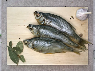 Вомер холодного копчения: Красноперка вяленая